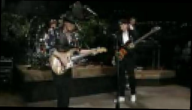 Stevie Ray Vaughan and Double Trouble - Look At Little Siste 