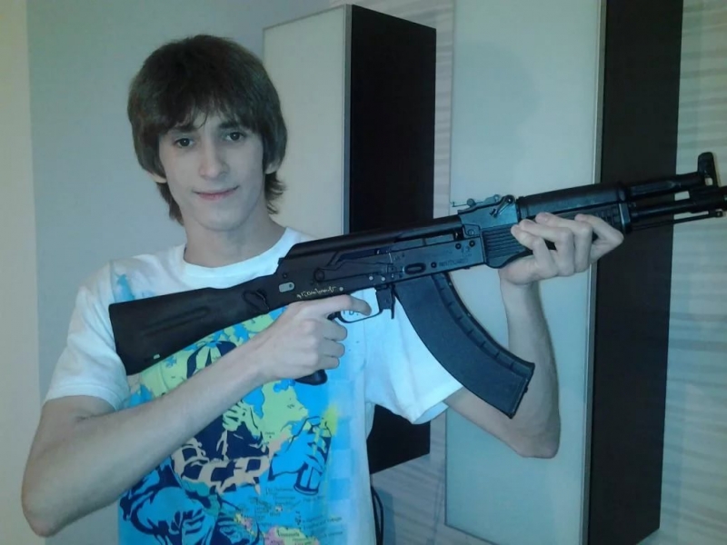 AK 47 - Денди