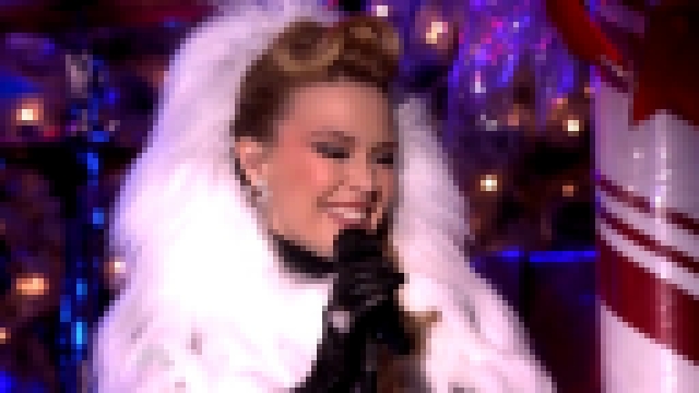 Kylie Minogue - Let It Snow (Live) 