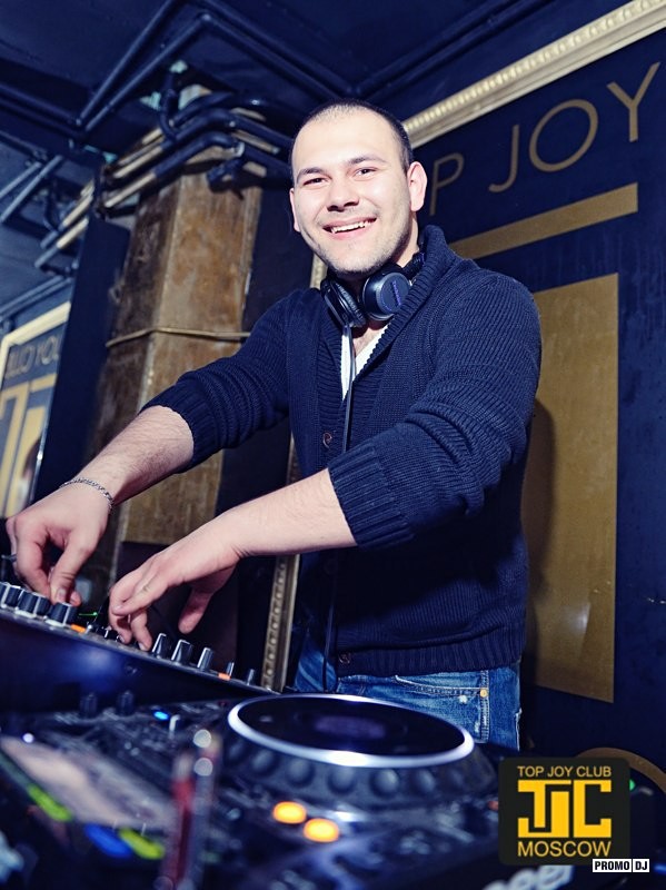 DJ Ananev