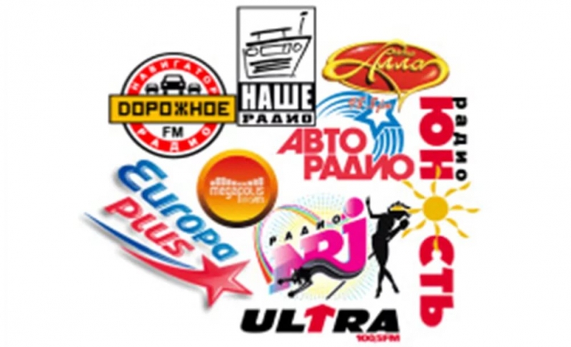 FM-радио 100.5 - первый выпуск программы "Вне игры".