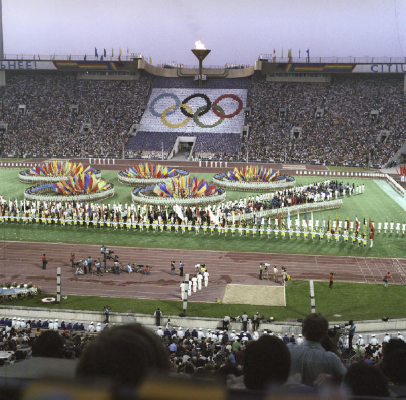 До свидания, Москва закрытие Олимпийских игр в Москве, 1980 год