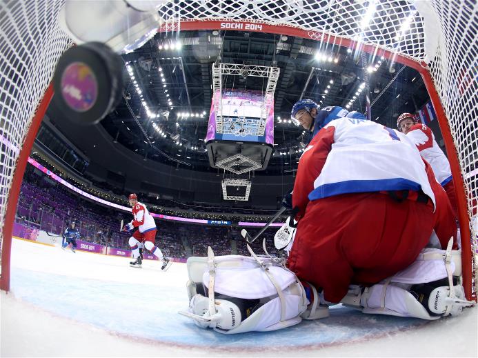 НЕБУДНИ SHOW - СЧЁТ 3_1 на хоккее на олимпийских играх 2014 Россия Финляндия 19
