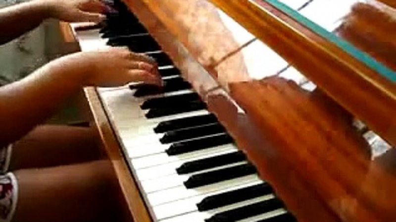 игра на рояле
